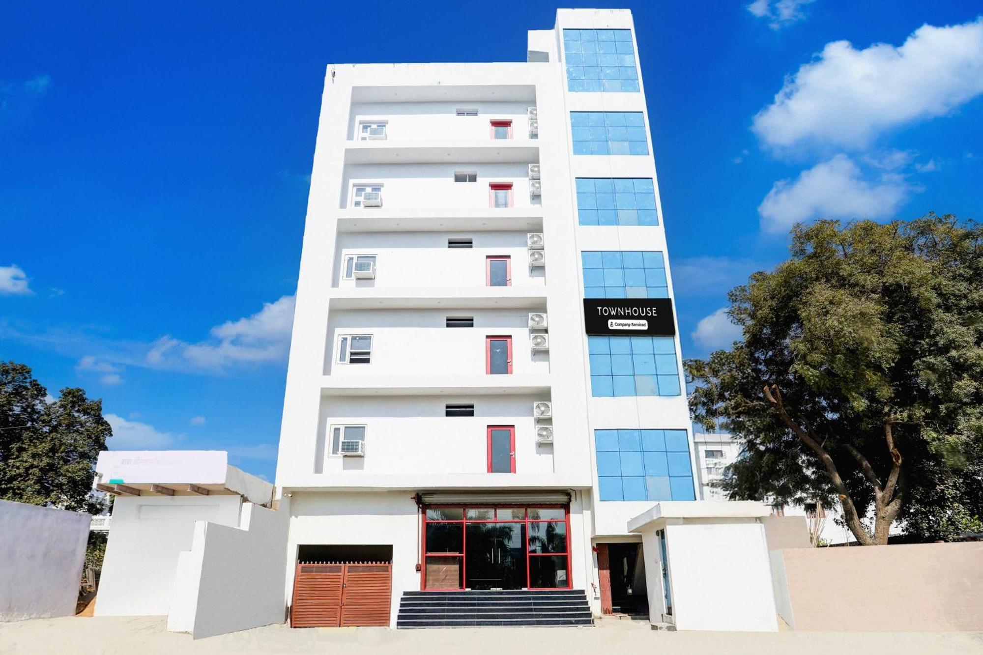 Super Townhouse Balua Road Pahadiya Otel Varanasi Dış mekan fotoğraf
